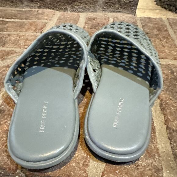 Free People Women's Freya Stormy Sea Slip On Flats Mule Shoes Size 7.5 - Picture 4 of 16